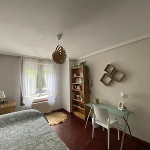 Habitación Privada 2 Personas A 10 Min De La Playa Habitación en casa particular Santander
